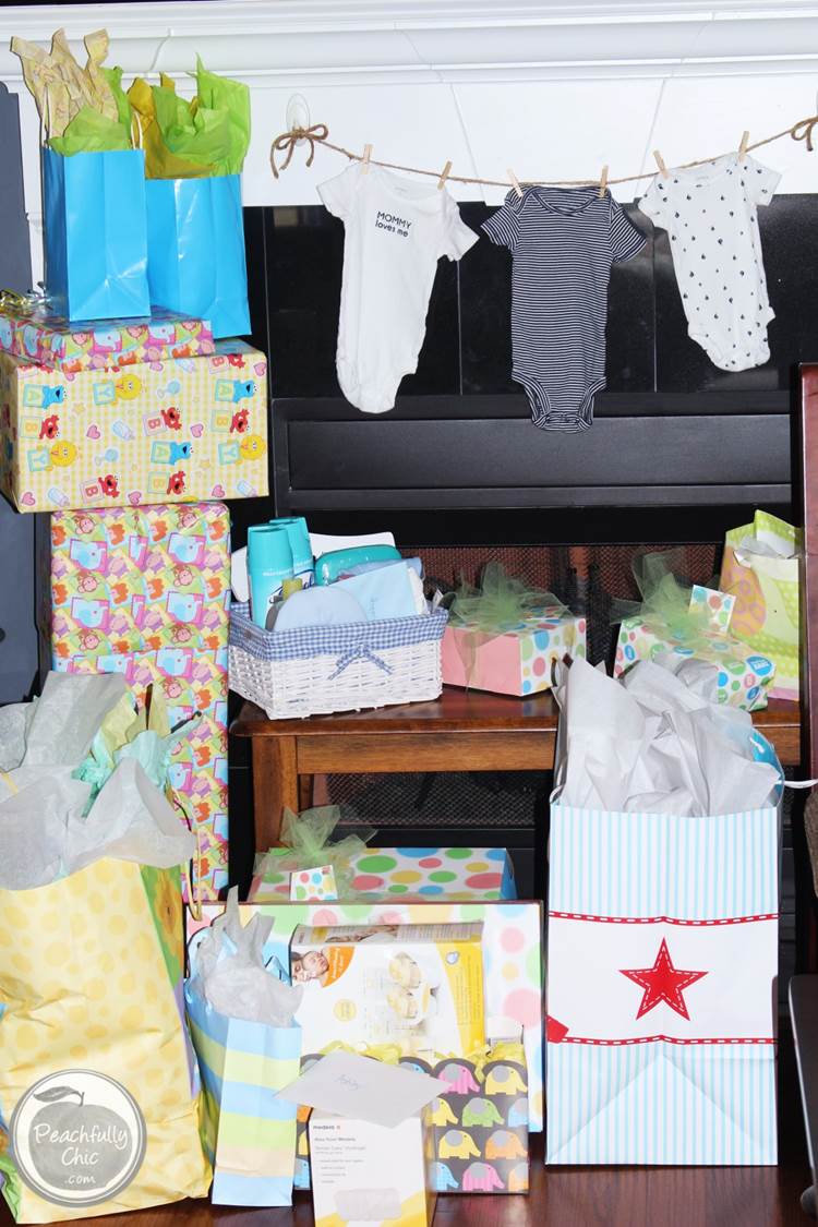 nautical-baby-shower-decor-ideas-presents