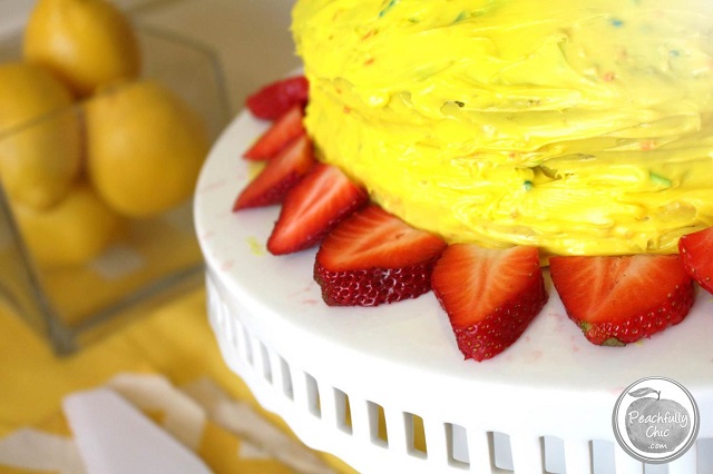 peachfully-chic-you-are-my-sunshine-baby-shower-theme-cake