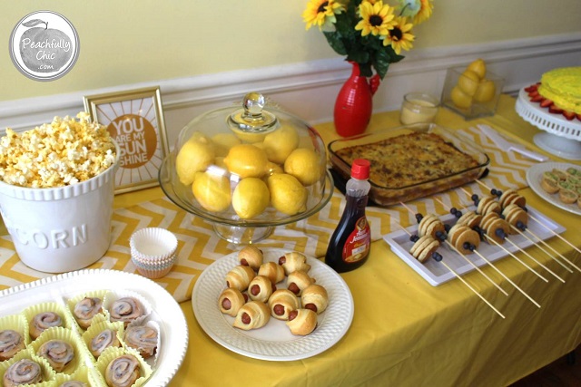 peachfully-chic-you-are-my-sunshine-baby-shower-theme-tablescape-2