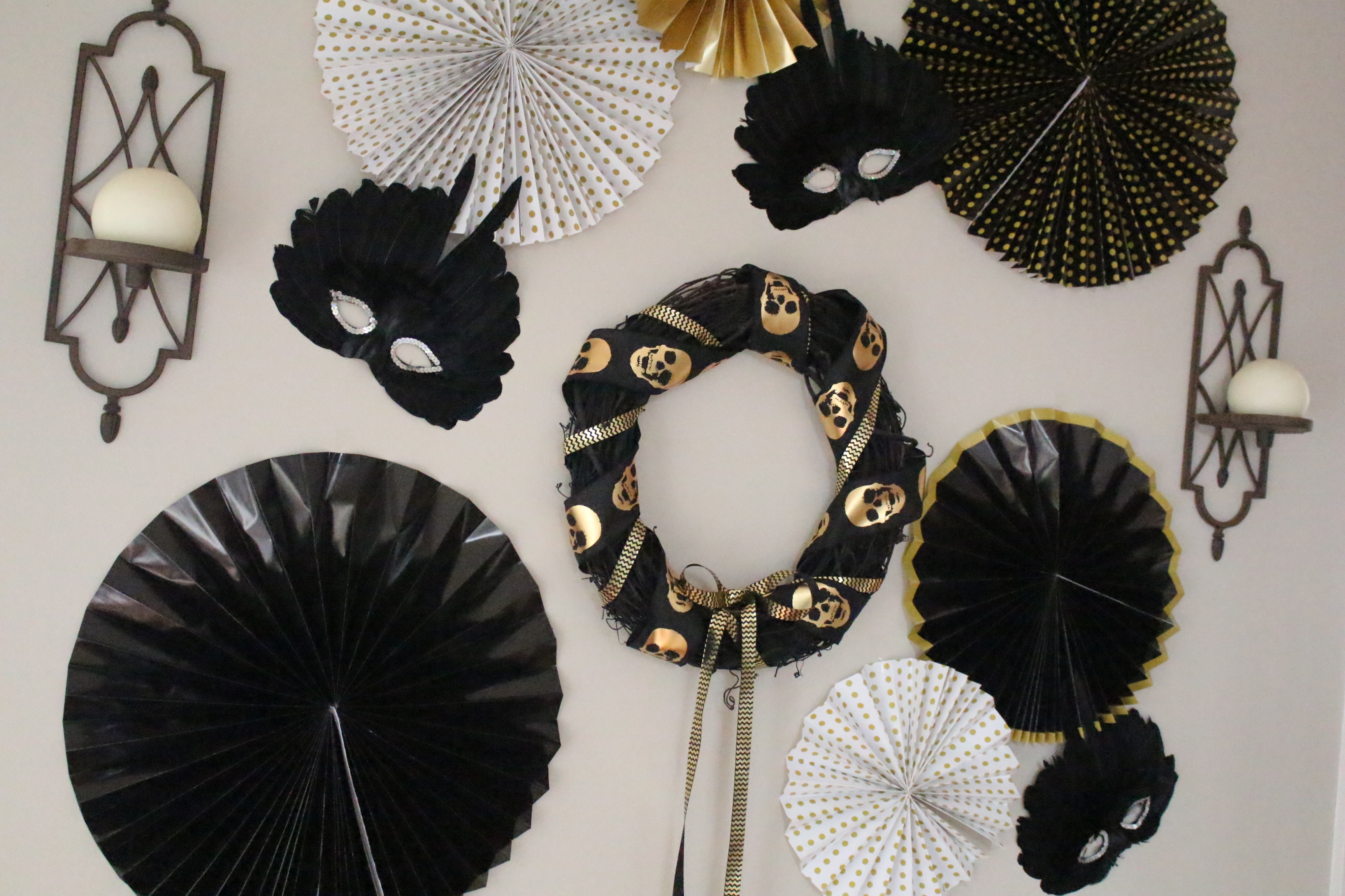 halloween-tablescape-black-gold-4