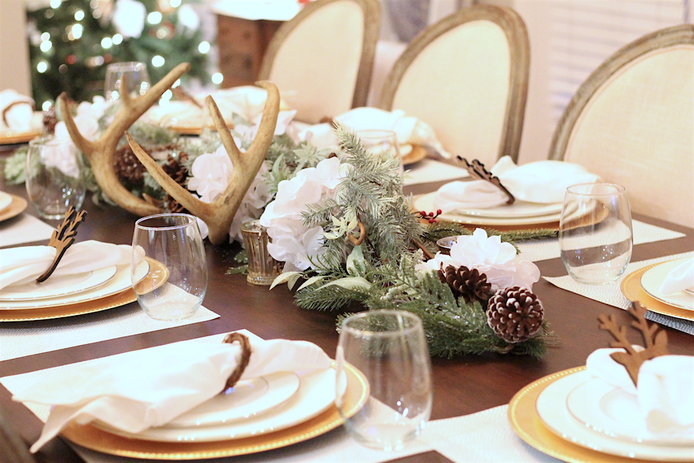 Christmas-Tablescape-Deer-Antlers-8