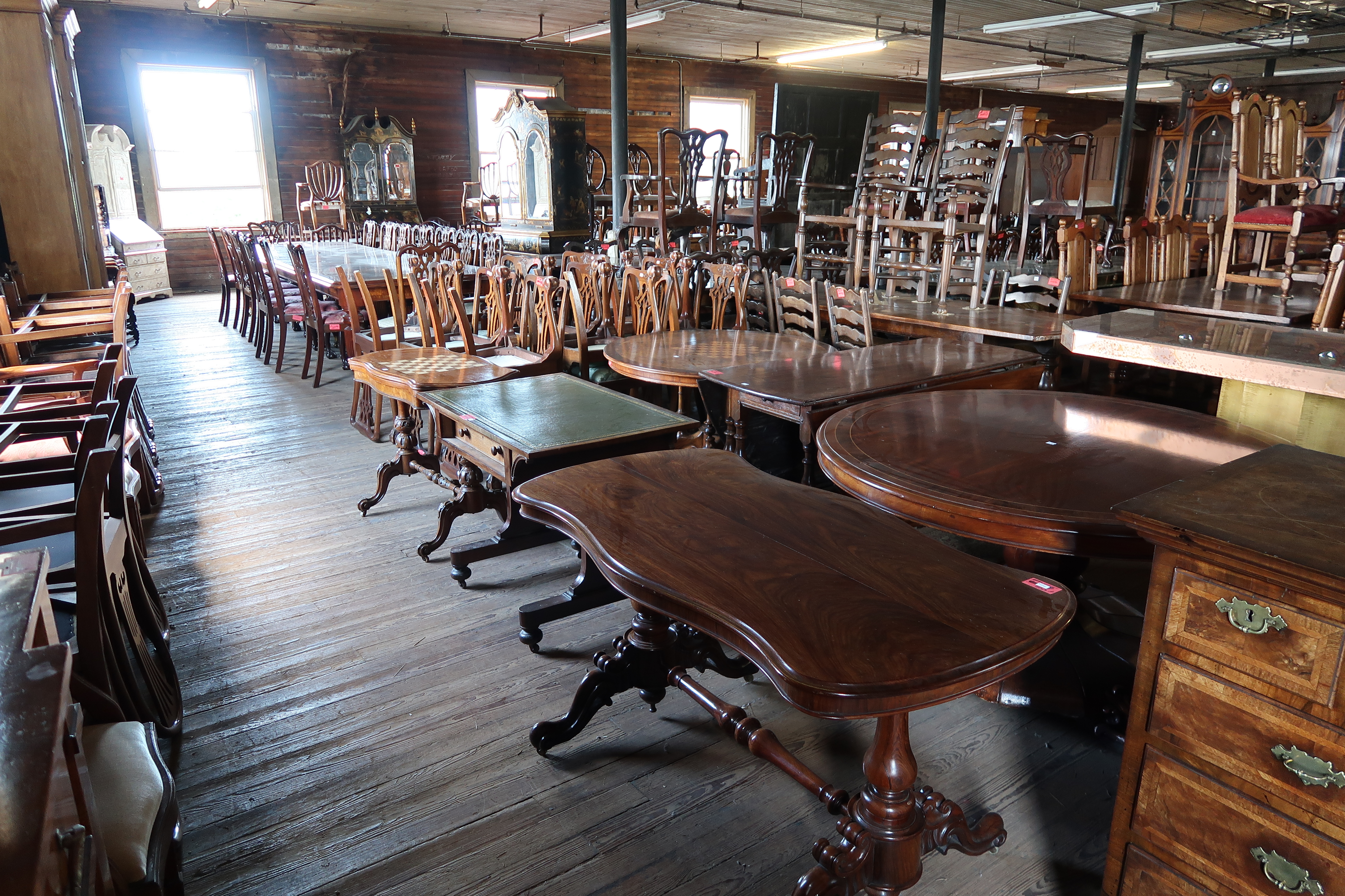 savannah-georgia-antique-shopping-1