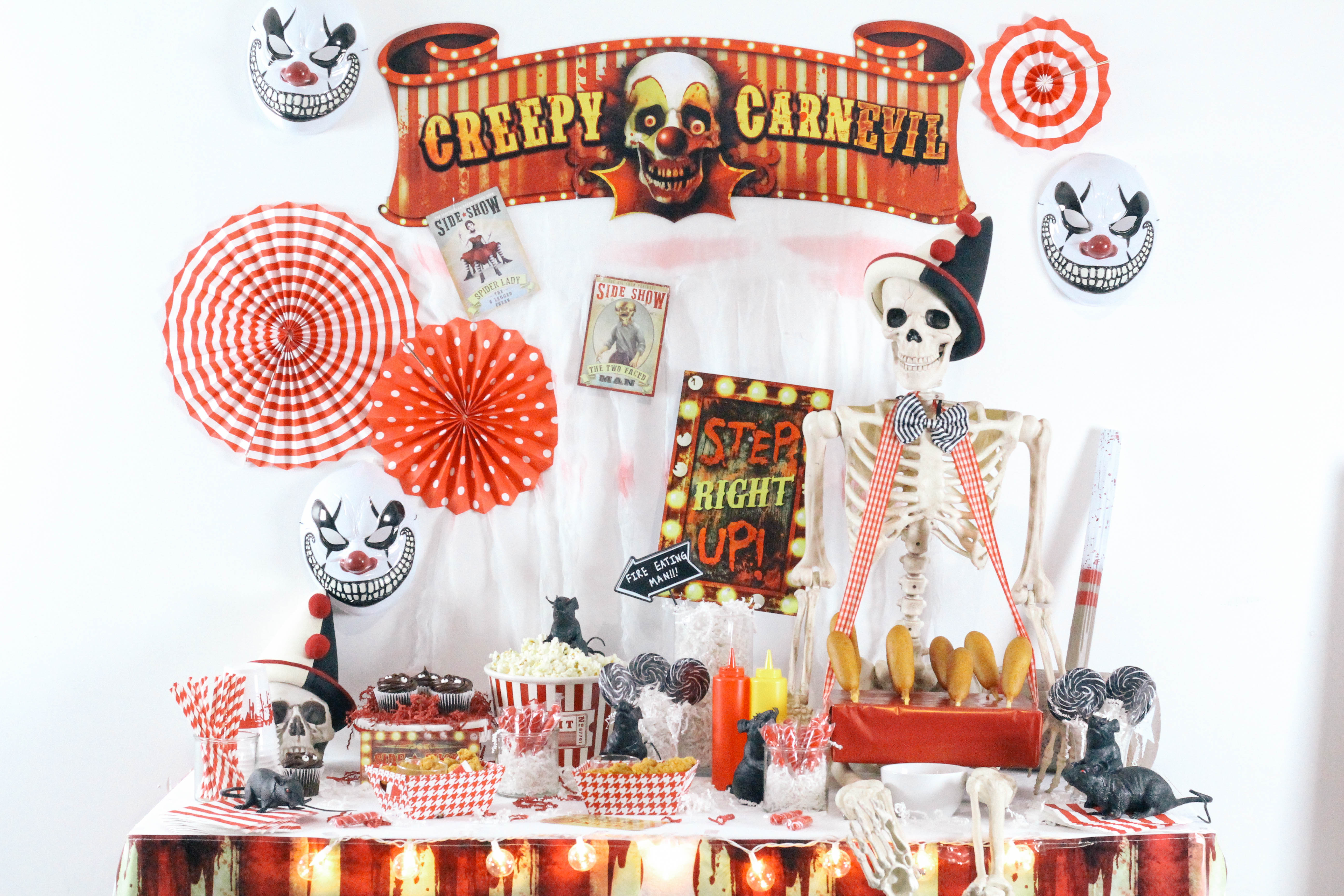 Halloween-Carnival-CarnEVIL-themed-party-tablescape-2