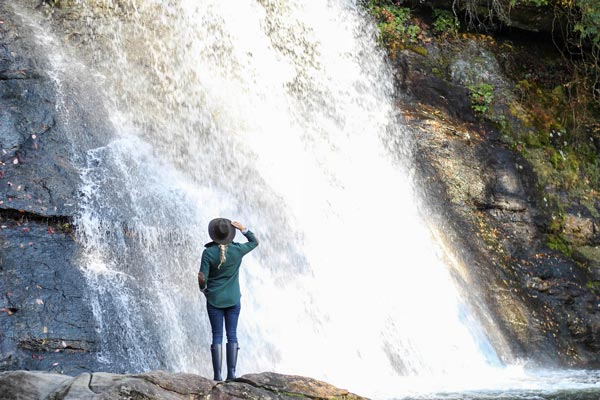 allison-cawley-cashiers-nc-silverrun-waterfall-3