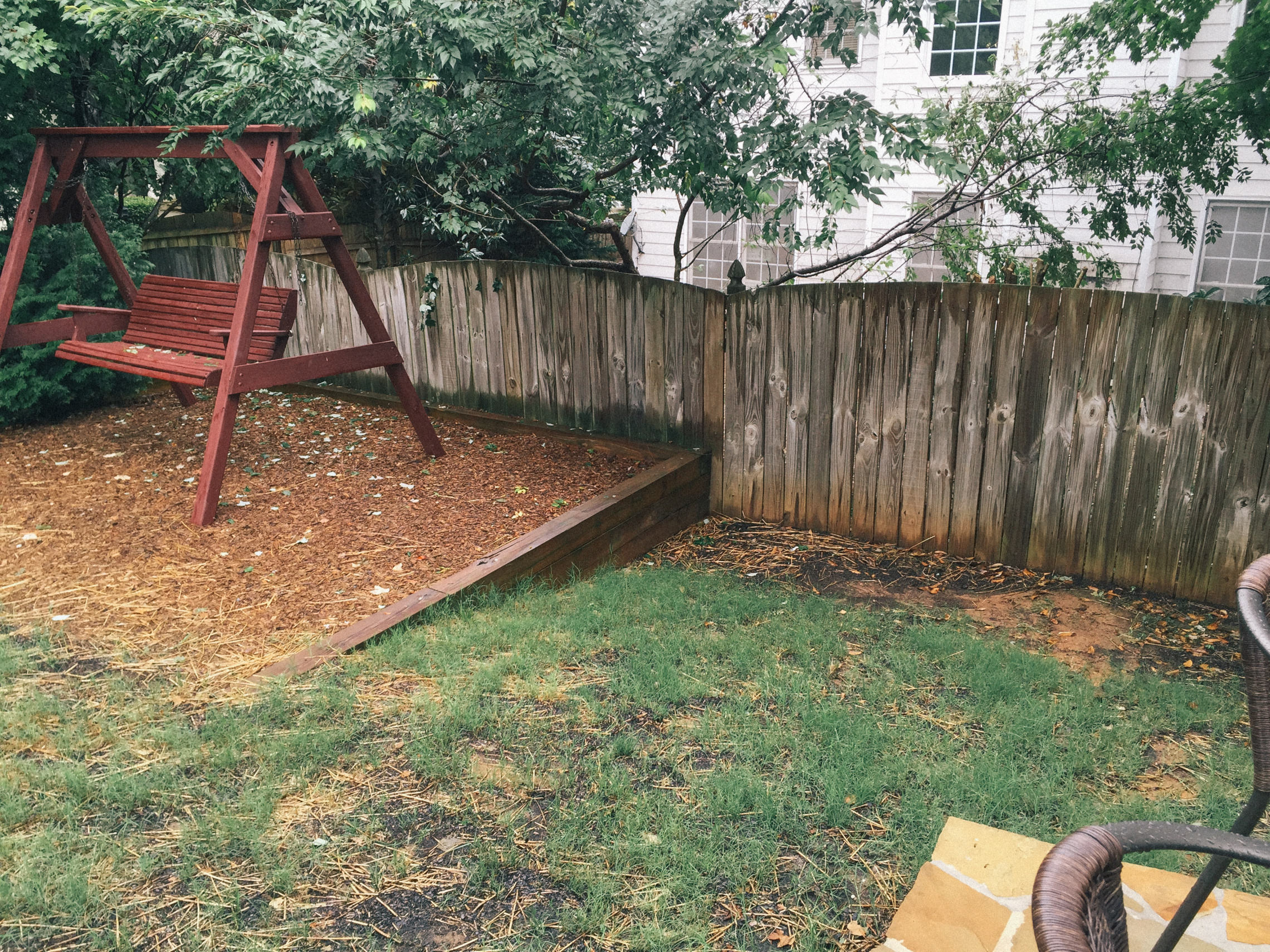 DIY-Backyard-Makeover-Tour-BEFORE-2