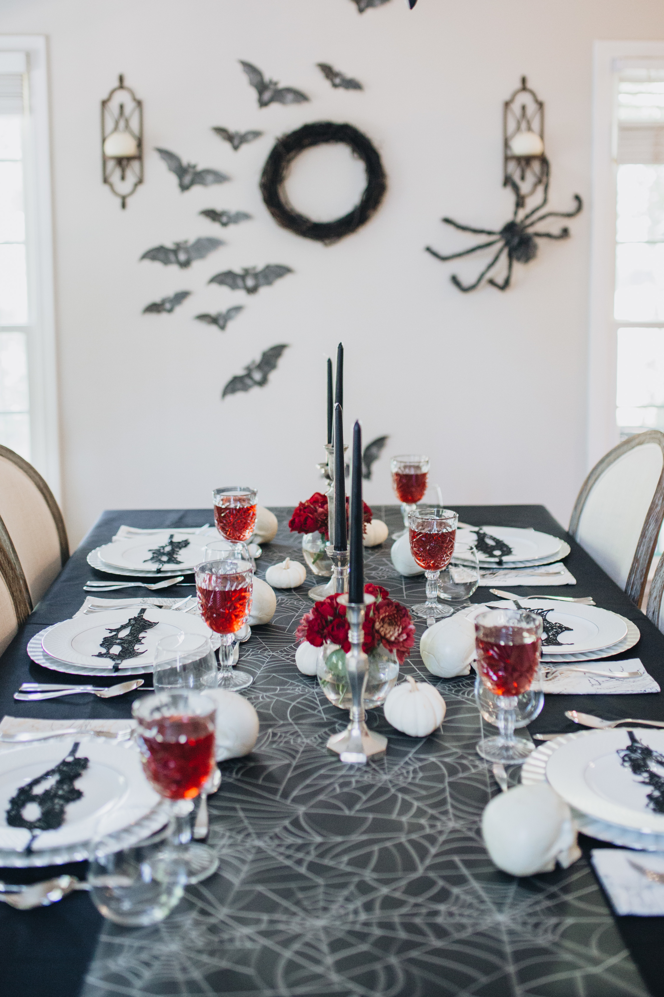 Elegant-Halloween-Red-Black-Tablescape