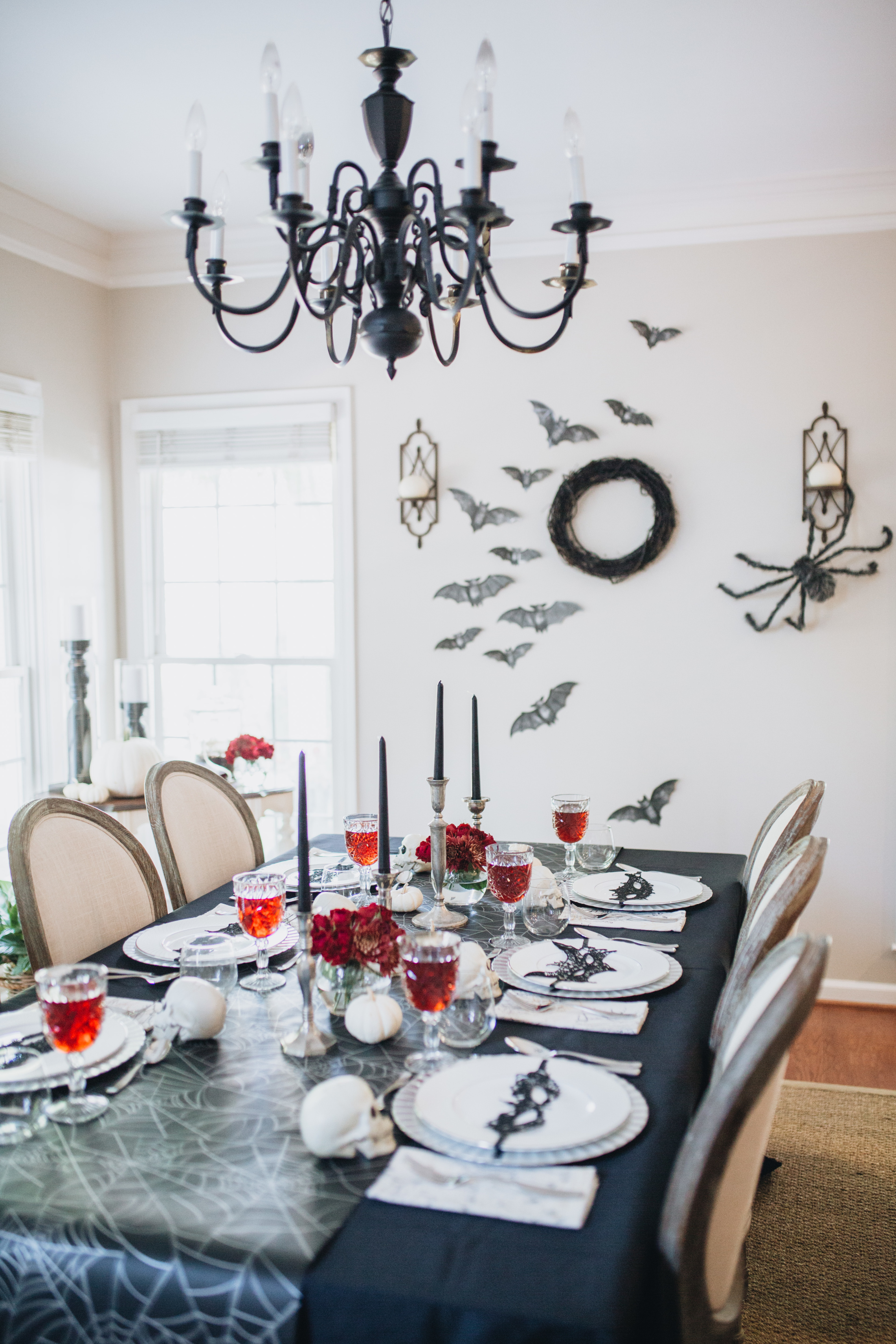 Elegant-Halloween-Red-Black-Tablescape
