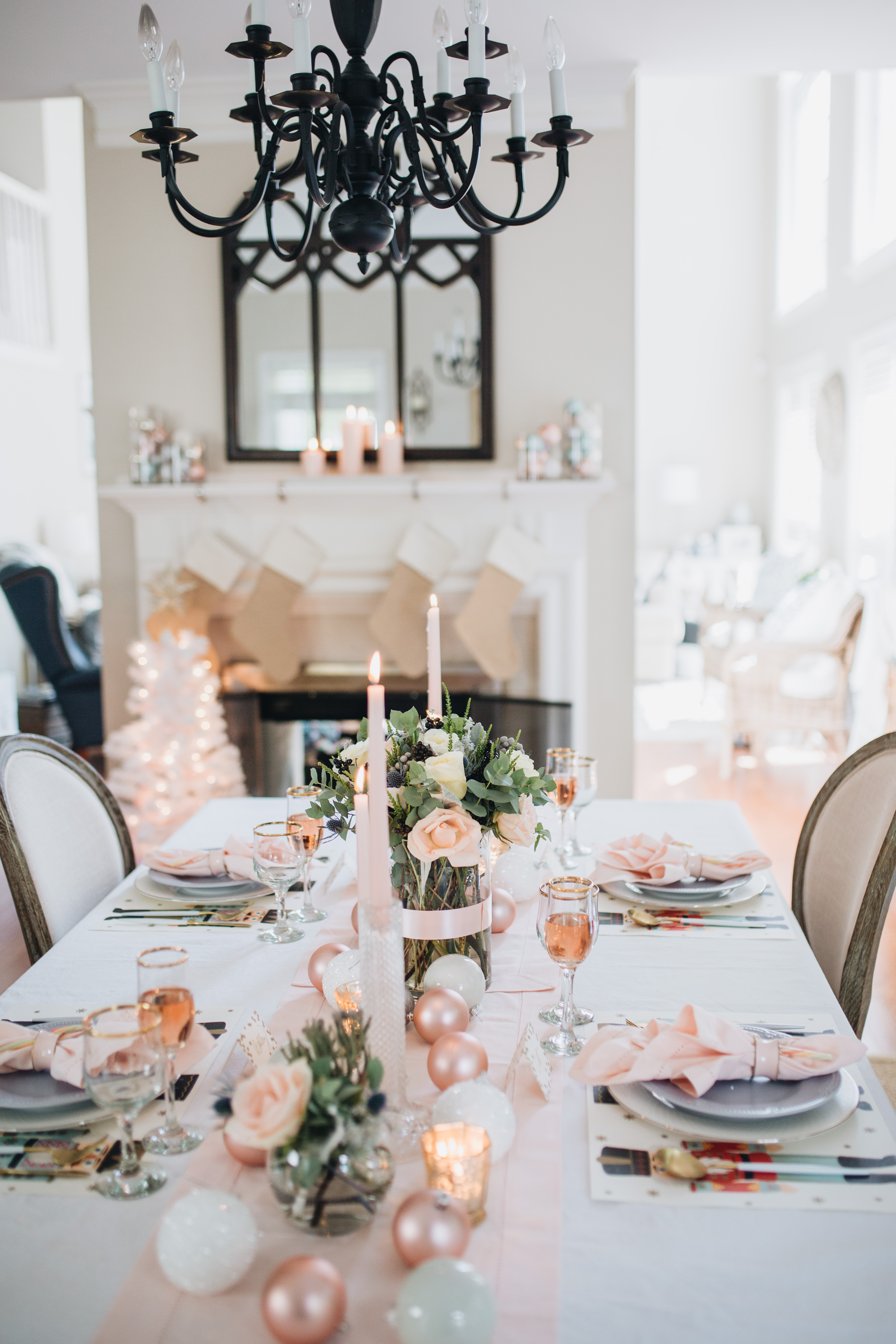 Pink-Pastel-Christmas-Decor-Tablescape-10