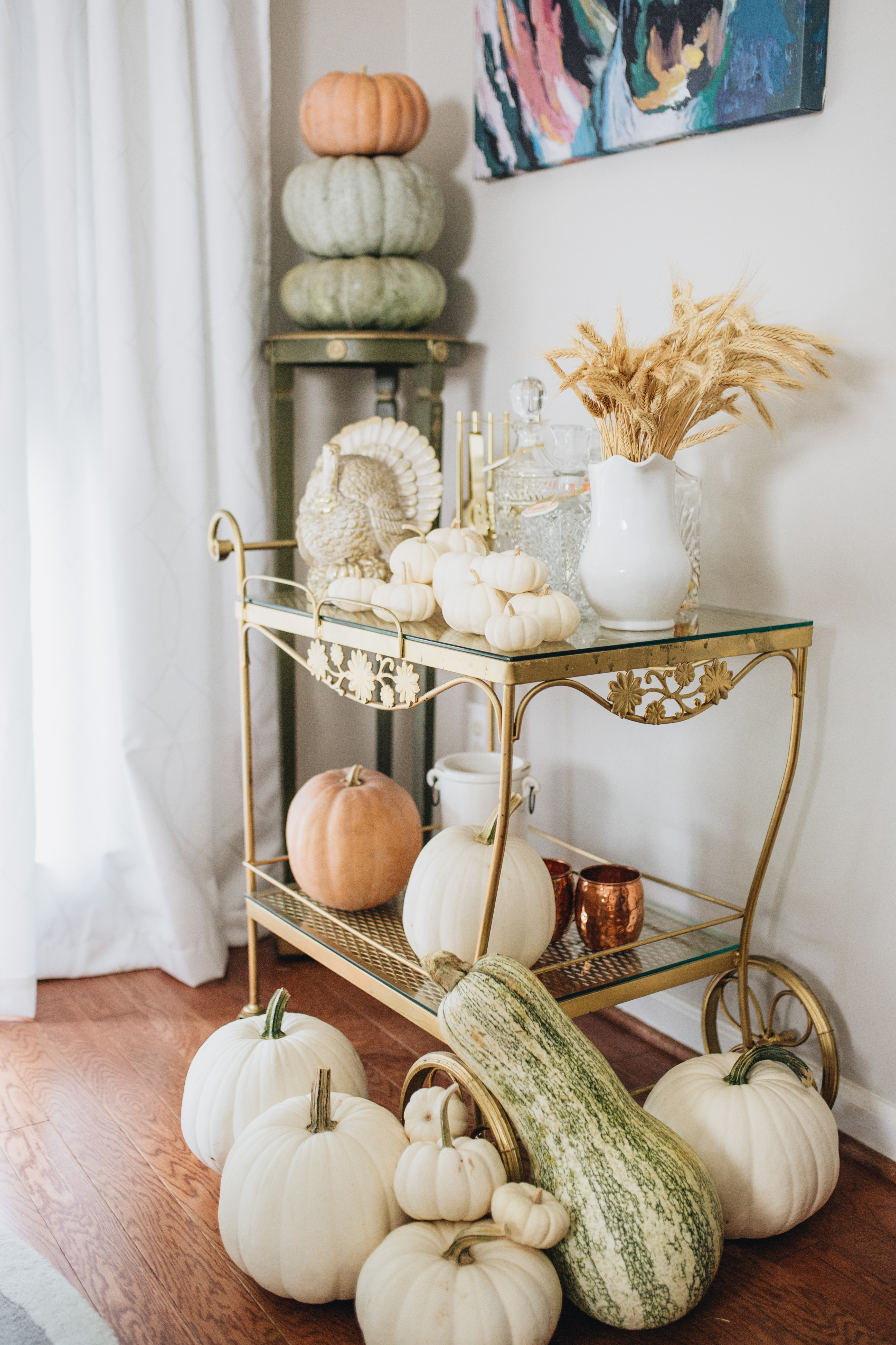 Thanksgiving-Harvest-Tablescape-Design-Fall-Bar-Cart-2