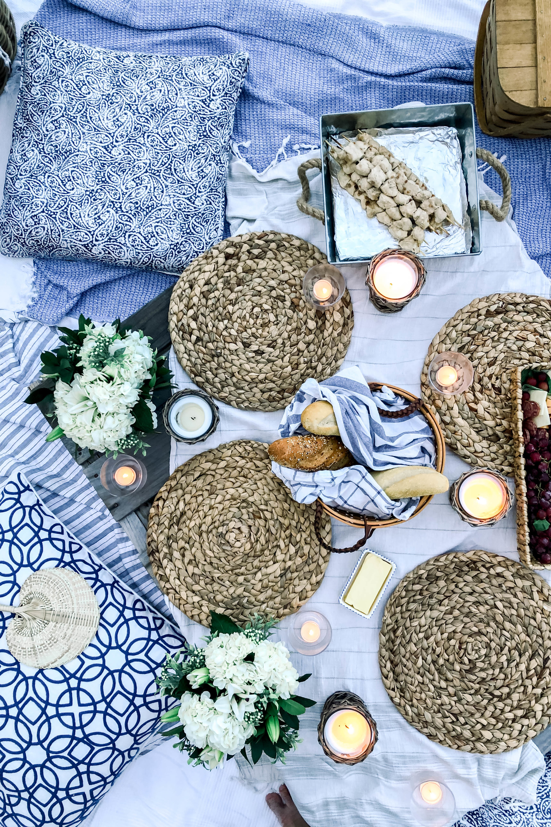 Beach-Dinner-Picnic
