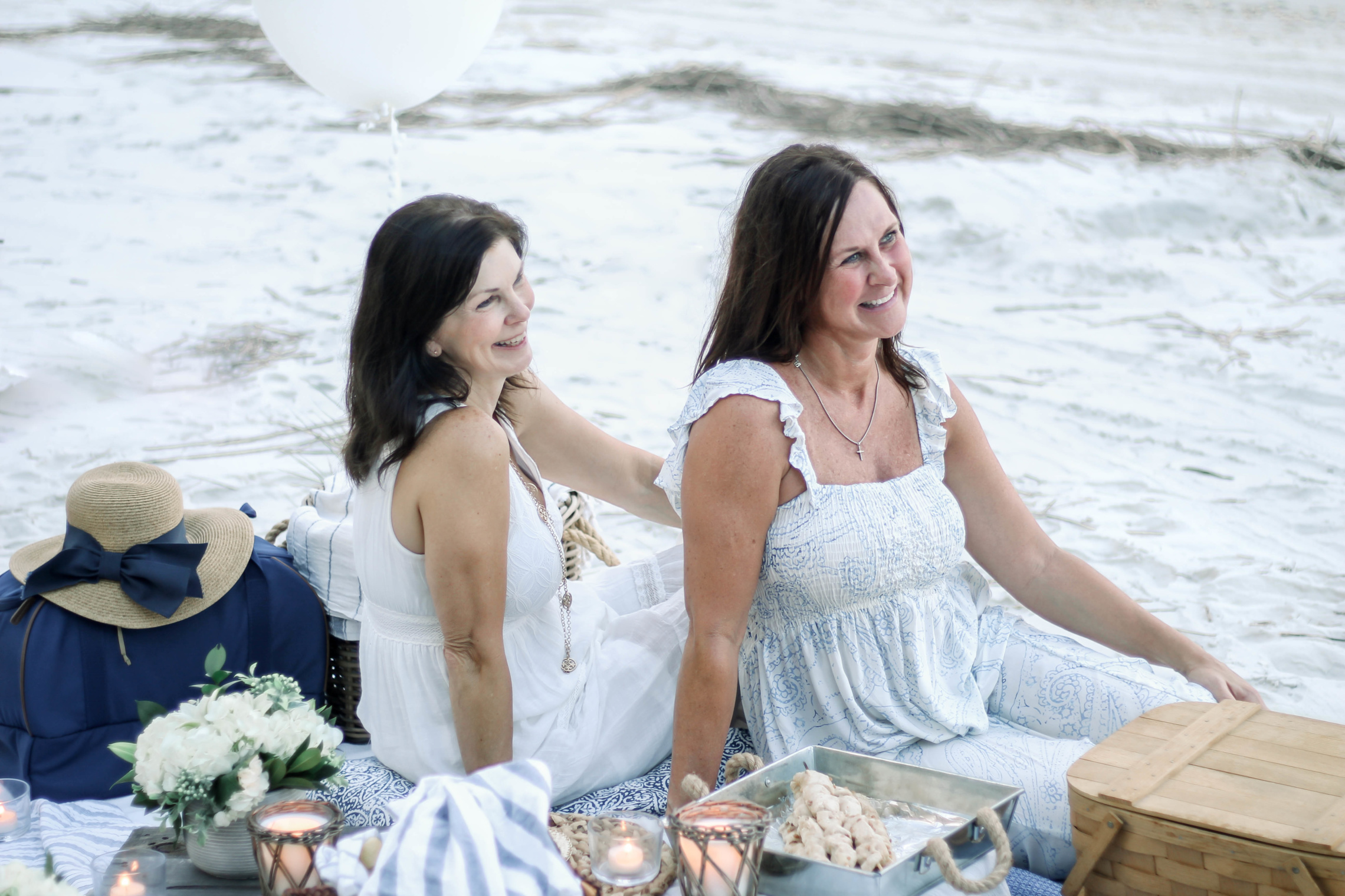 Beach-Dinner-Picnic