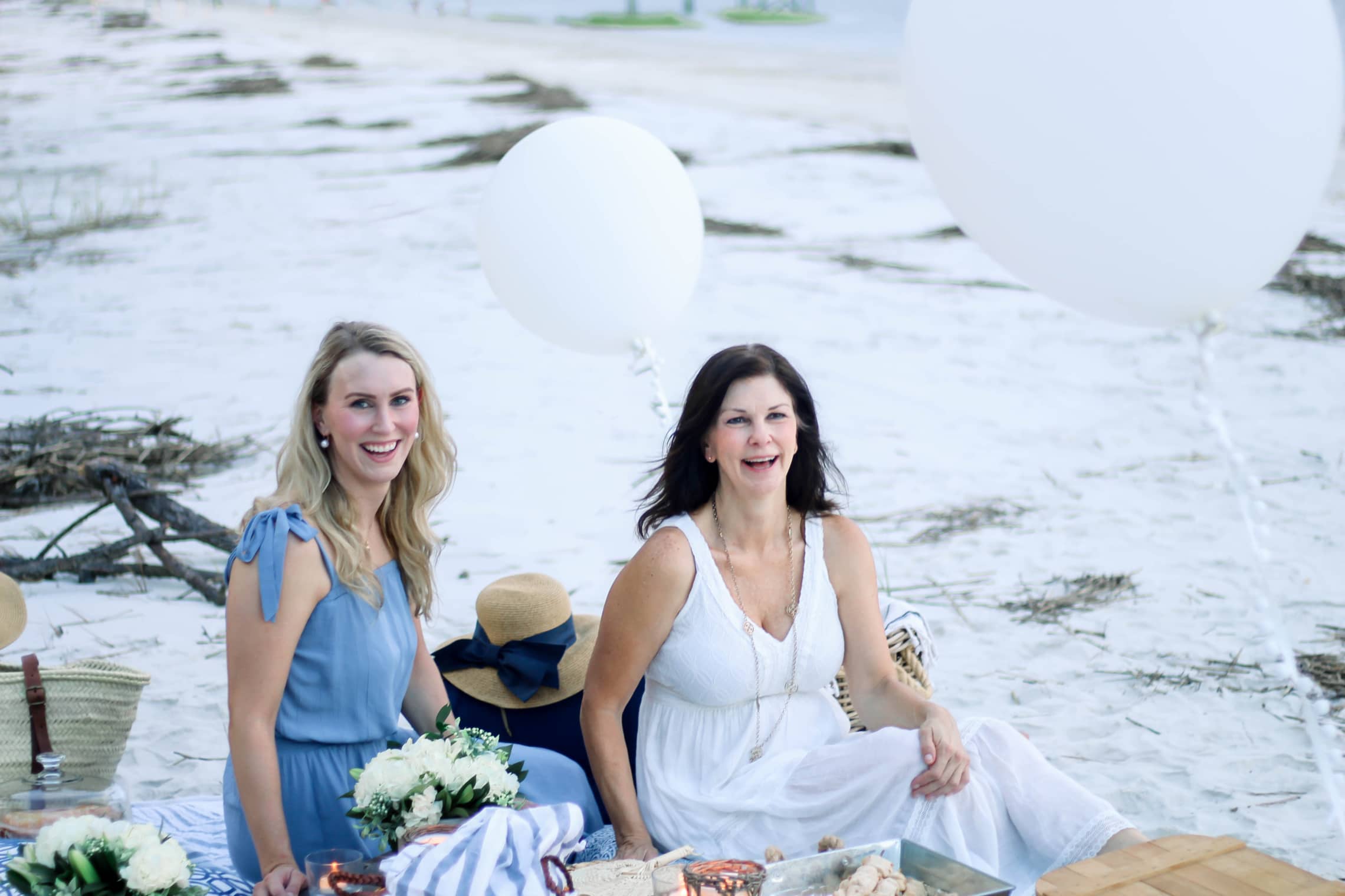 Beach-Dinner-Picnic