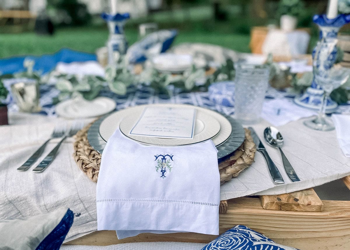 Pallet-Picnic-Backyard-Date-Night-Dinner-6